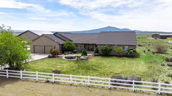 77552 Mahogany Street, Silver Lake, OR 97638