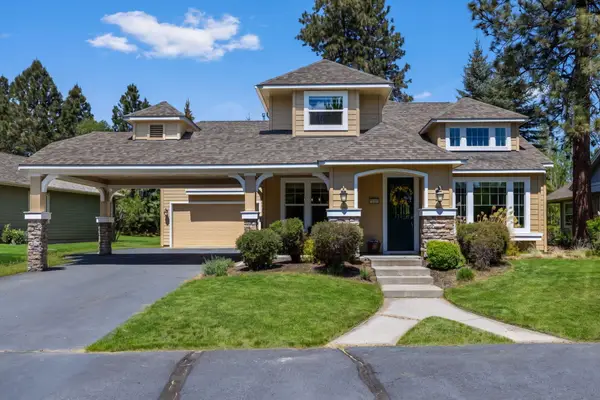 19307 Blue Lake Loop, Bend, OR 97702
