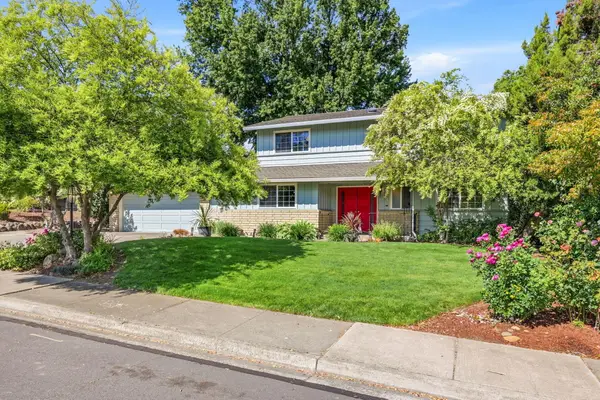 533 N Wexford Circle, Medford, OR 97504