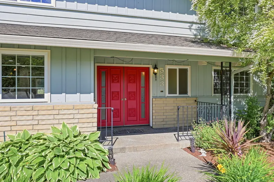 533 N Wexford Circle, Medford, OR 97504 - #3