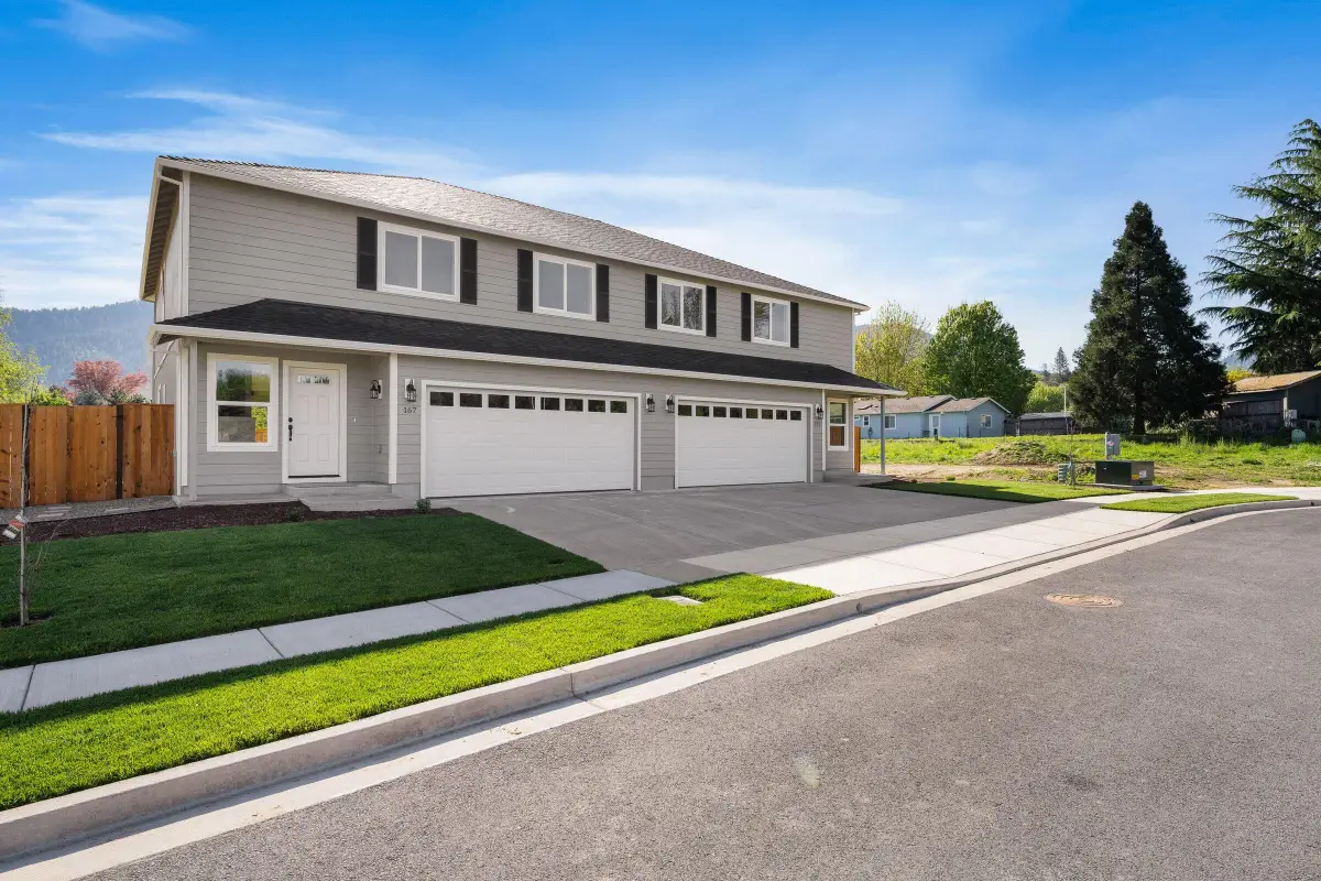 171 SE Champagne Court, Grants Pass, OR 97527 - #1