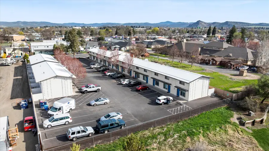 940 NW 2nd Street, Prineville, OR 97754 - #2