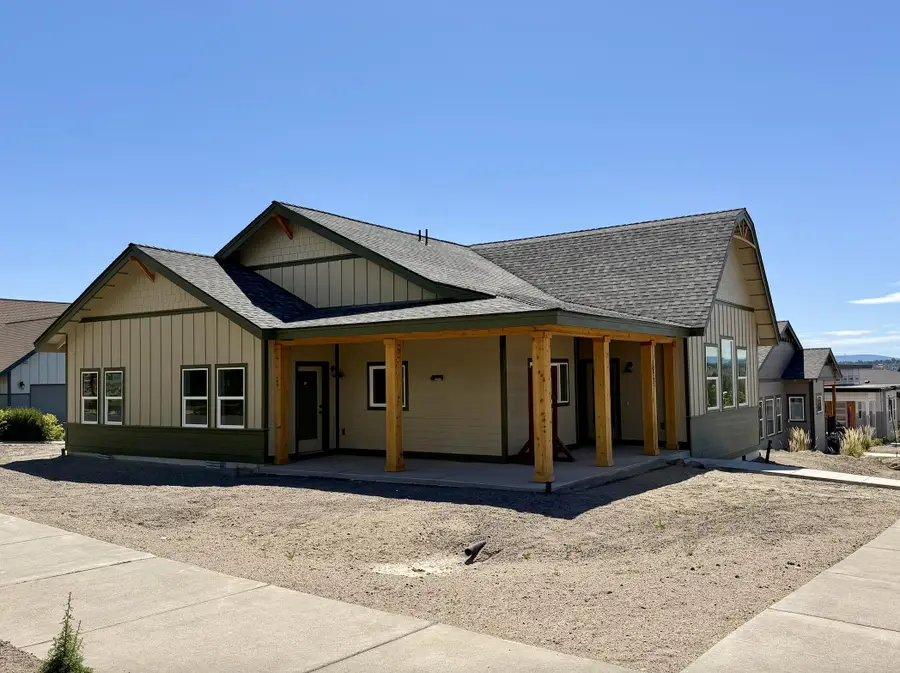 1077 SE Fescue Lane, Madras, OR 97741 - #3