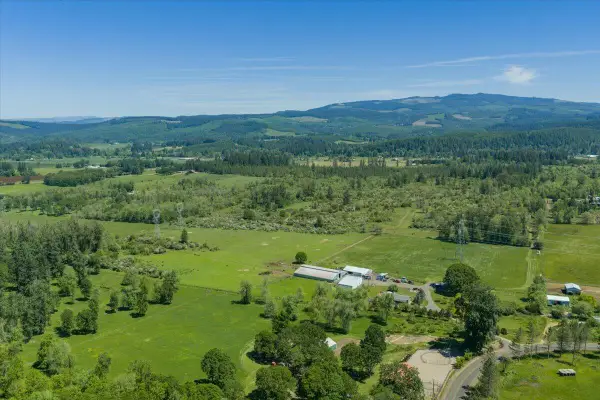 35377 Ede Road, Lebanon, OR 97355