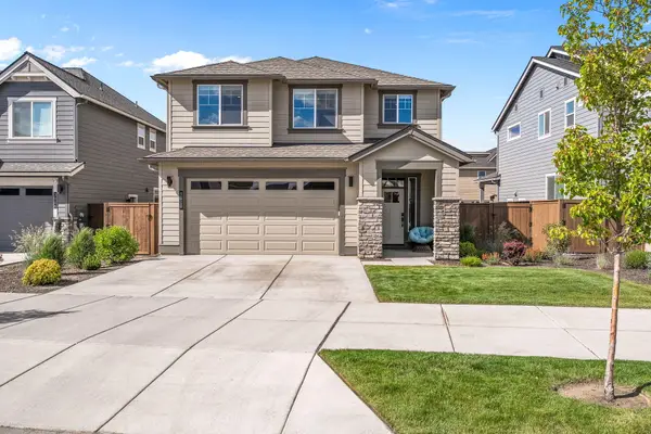 3010 NE Nipper Drive, Bend, OR 97701