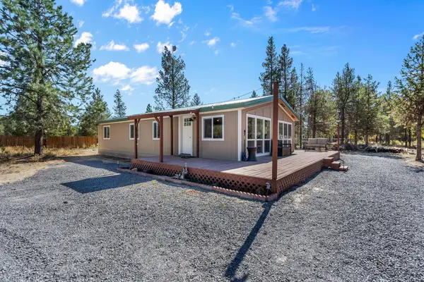 102 Hackett Drive, La Pine, OR 97739