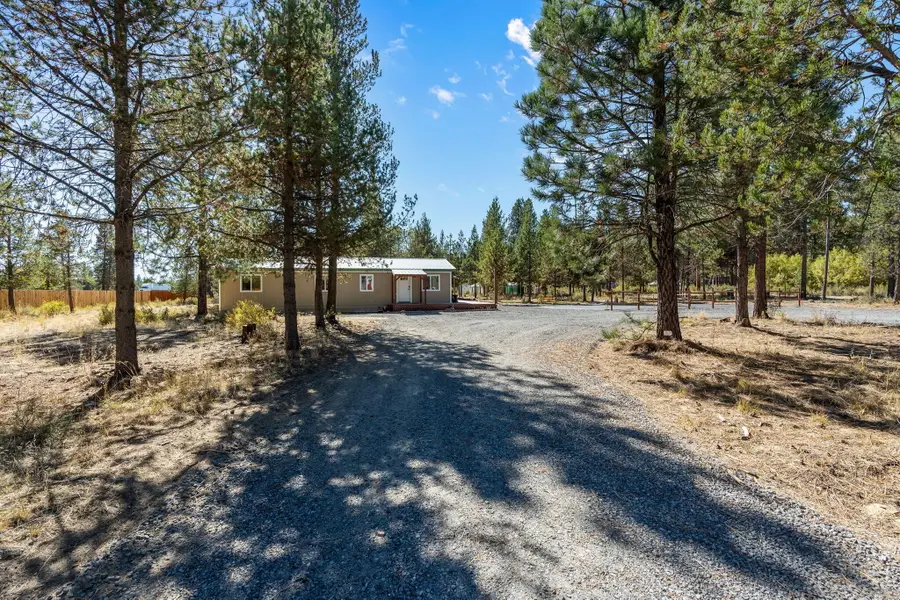 102 Hackett Drive, La Pine, OR 97739 - #3