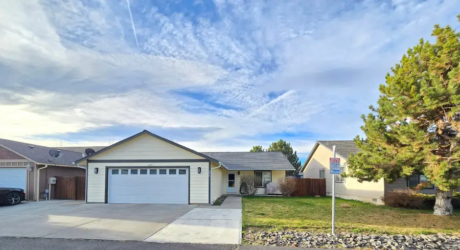 577 SE Sugar Pine Way, Madras, OR 97741 - #2