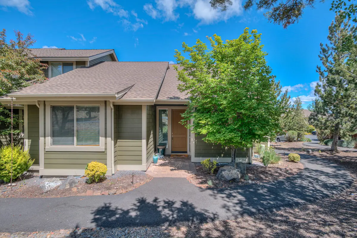 10737 Village Loop, Redmond, OR 97756 - #1