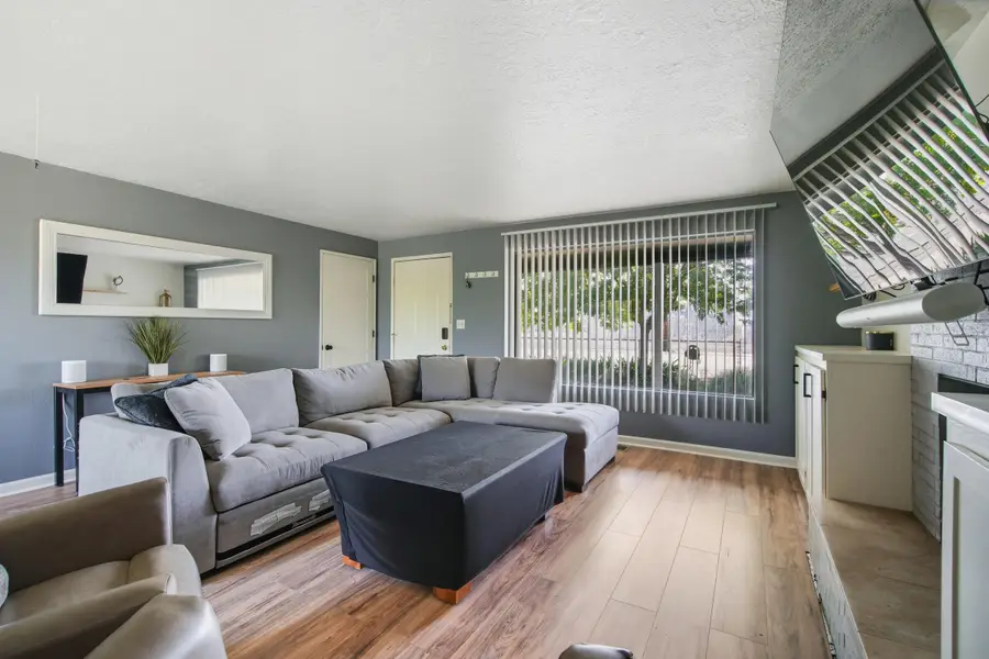 664 SW 35th Street, Redmond, OR 97756 - #3