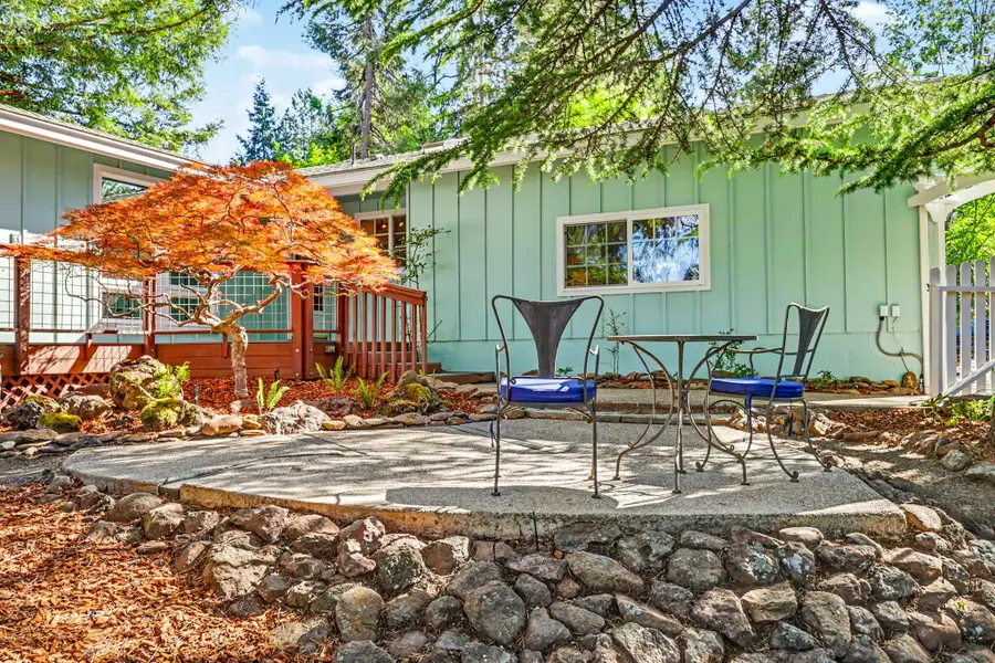 880 S Oregon Street, Jacksonville, OR 97530 - #2