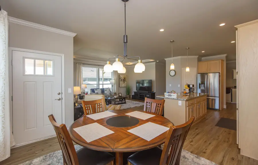 333 Mountain View Drive #28, Talent, OR 97540 - #3