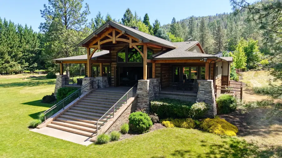1030 Anglers Place, Shady Cove, OR 97539 - #3