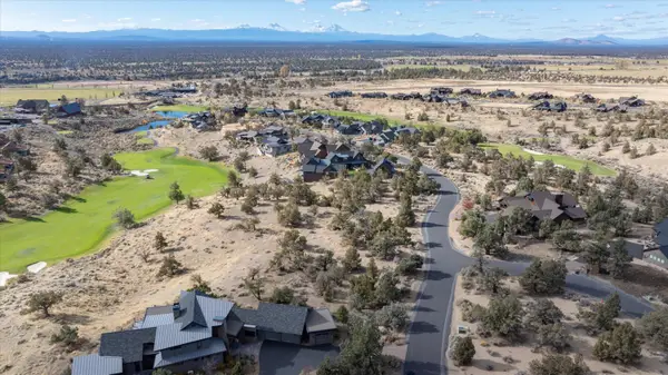SW Wooden Trestle Court #Homesite 25, Powell Butte, OR 97753