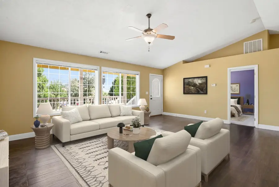 305 Blackberry Court, Talent, OR 97540 - #3