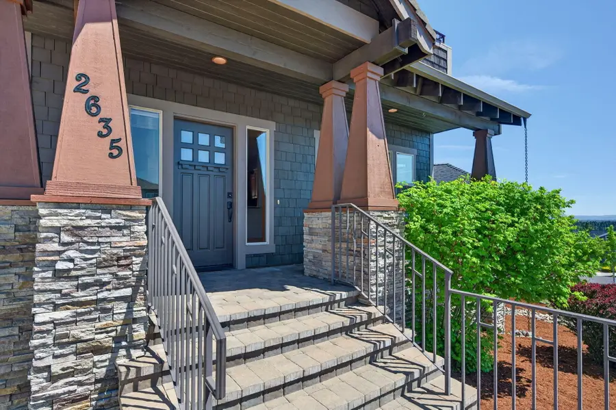 2635 N Awbrey Point Circle, Bend, OR 97703 - #2