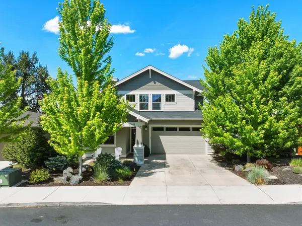 20648 SE Cougar Peak Drive, Bend, OR 97702