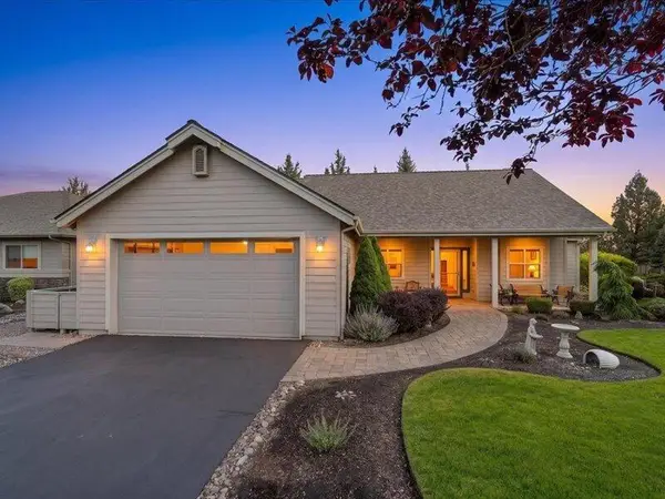 8051 Granite Falls Drive, Redmond, OR 97756