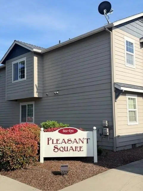 668 Midway Road, Medford, OR 97501 - #1