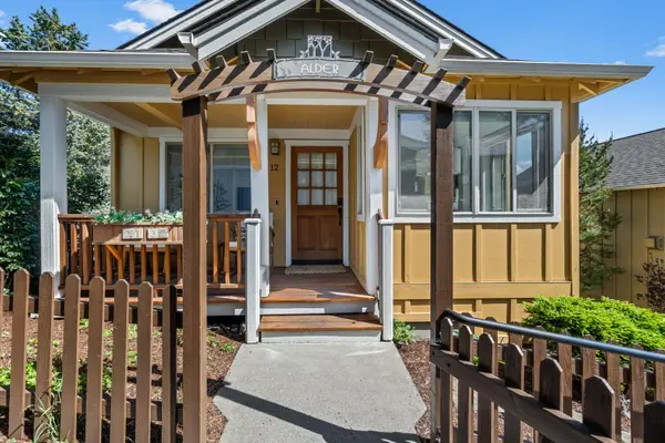 1940 NW Monterey Pines Drive #UNIT 12, Bend, OR 97703