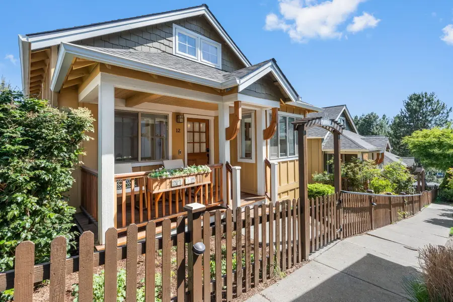 1940 NW Monterey Pines Drive #UNIT 12, Bend, OR 97703 - #2