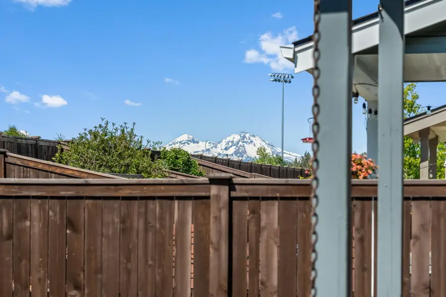 4124 SW Coyote Avenue, Redmond, OR 97756 - #3
