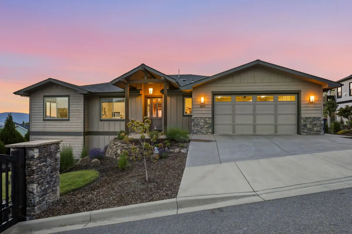 1017 Fawnhills Circle, Medford, OR 97504 - #1