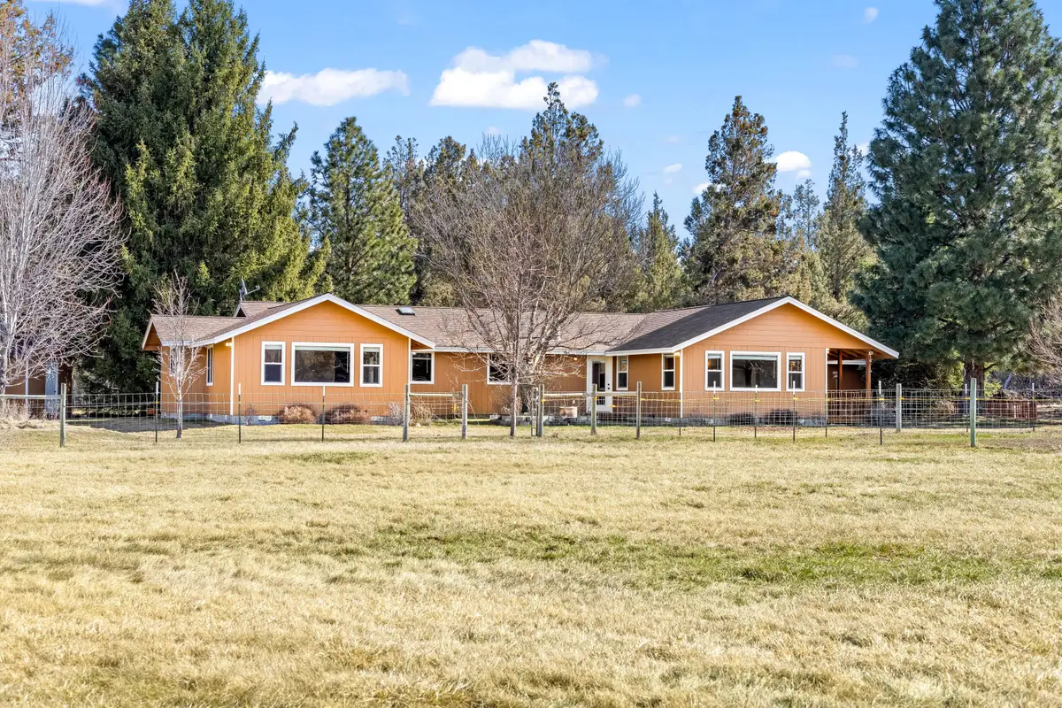 19800 Connarn Road, Bend, OR 97703 - #1