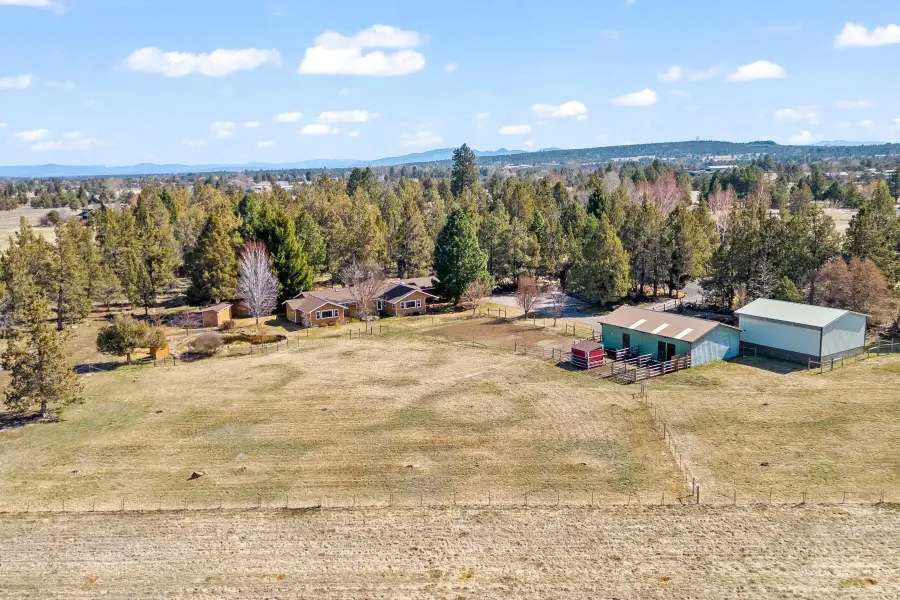 19800 Connarn Road, Bend, OR 97703 - #2