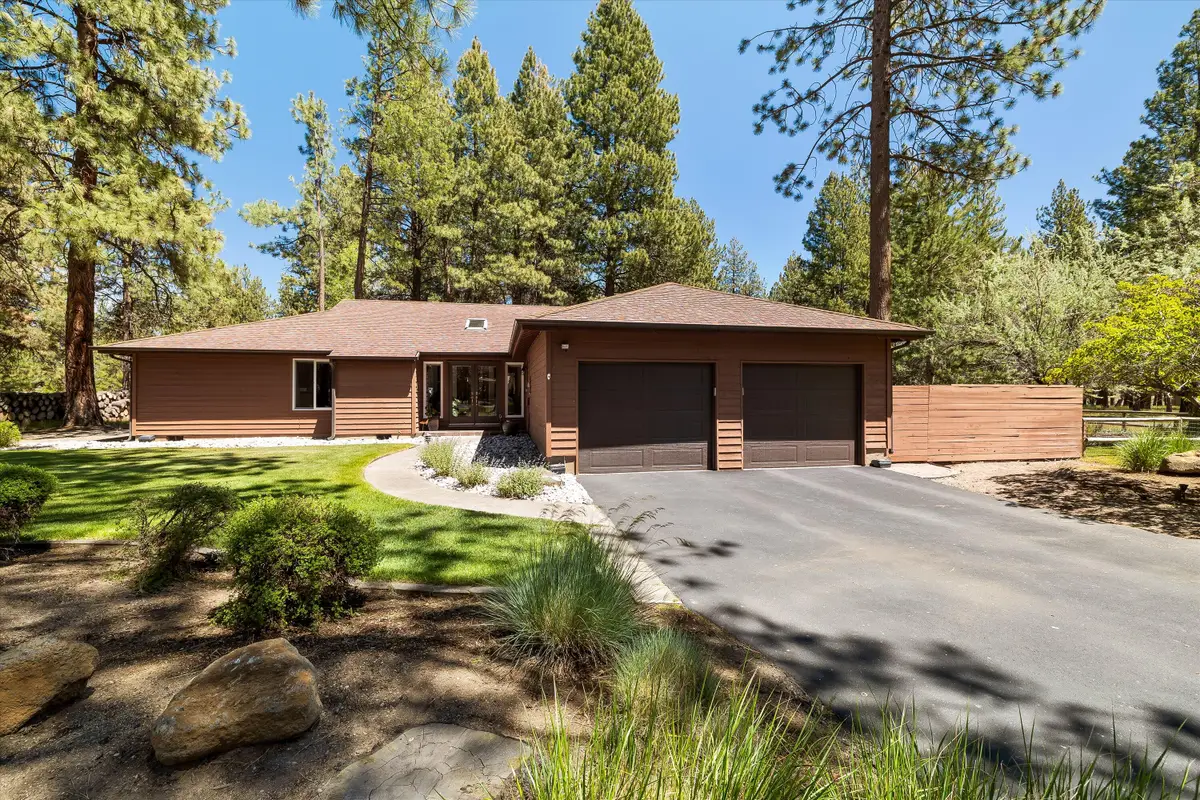 69986 W Meadow Parkway, Sisters, OR 97759 - #1