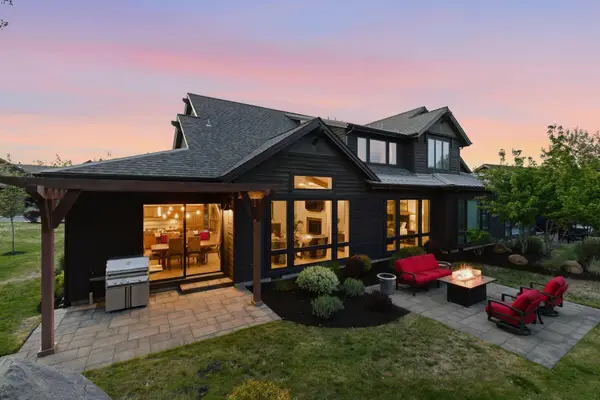 61348 Triple Knot Road, Bend, OR 97702