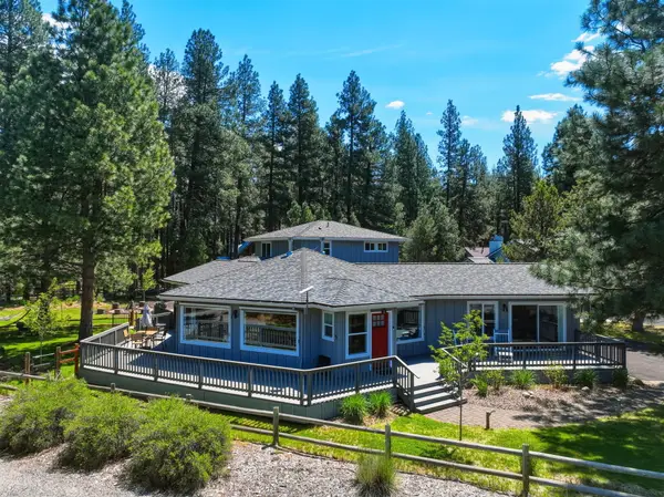 26334 SW Metolius Meadows Drive, Camp Sherman, OR 97730