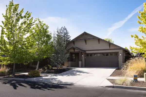 21189 Capella, Bend, OR 97702
