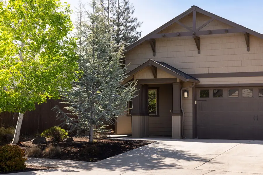 21189 Capella, Bend, OR 97702 - #3