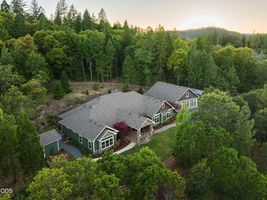 1321 Falcon Crest Lane, Merlin, OR 97532 - #2