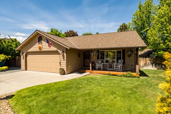 2020 NE Hall Circle, Bend, OR 97701