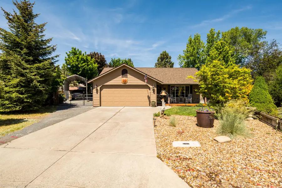 2020 NE Hall Circle, Bend, OR 97701 - #3
