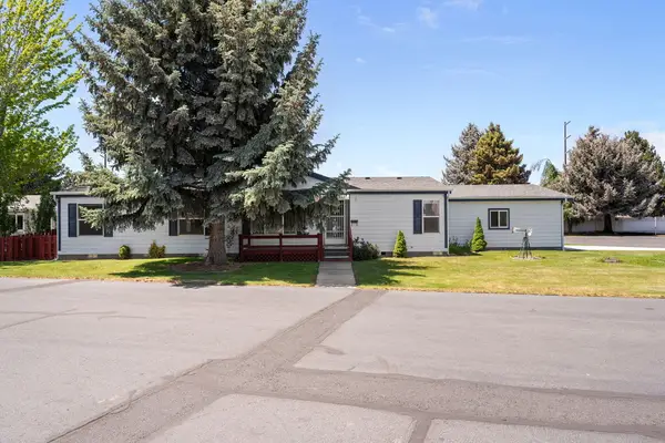 1815 NE 6th Street, Redmond, OR 97756