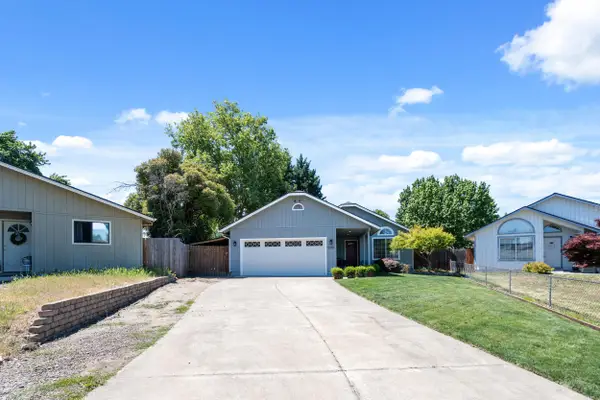 3055 Clearview Avenue, Medford, OR 97501