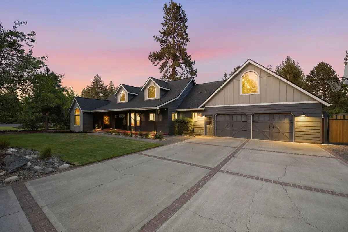21005 SE King Hezekiah Way, Bend, OR 97702 - #1