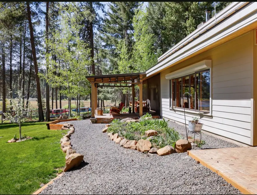 4990 E Hyatt Lake Road, Ashland, OR 97520 - #3