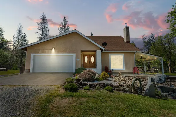 2802 Russell Road, Merlin, OR 97532