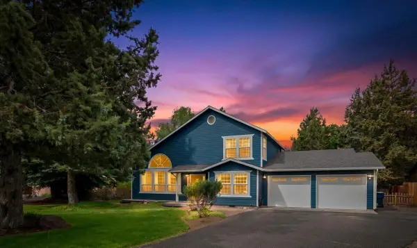 3597 SW 32nd Street, Redmond, OR 97756