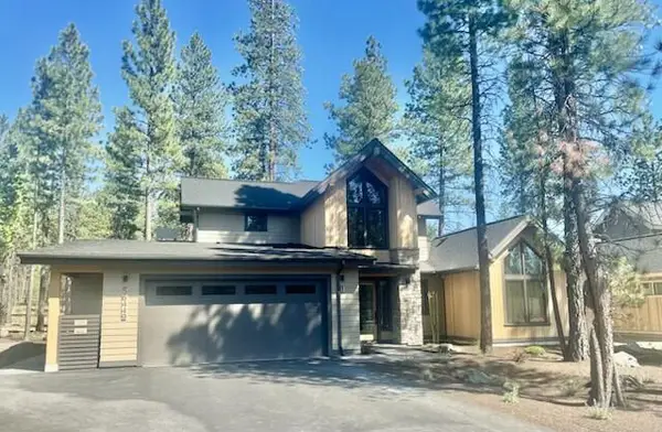 56449 Elk Run Drive #32, Bend, OR 97707