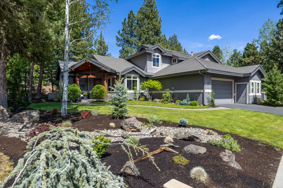 19460 Chip Shot Lane, Bend, OR 97702 - #1