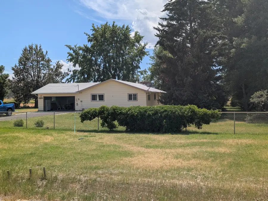 33000 Mccartie Lane, Bonanza, OR 97623 - #2
