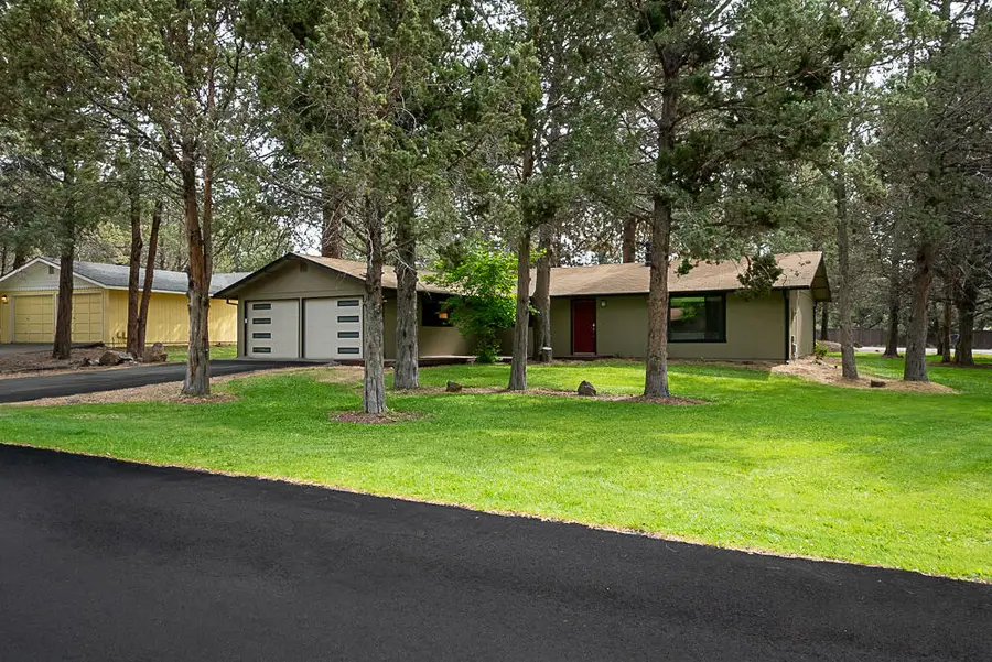 61346 Robin Hood Lane, Bend, OR 97702 - #3