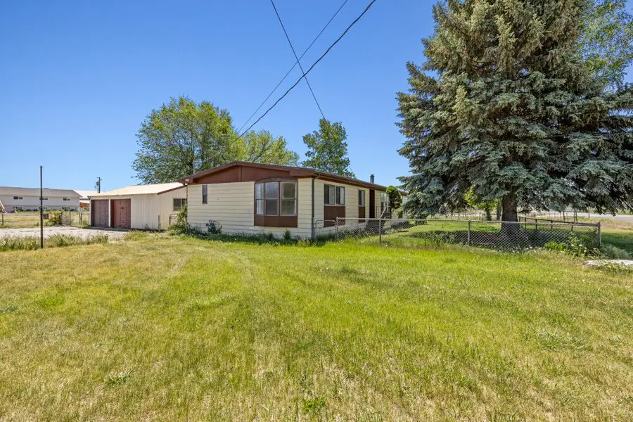 31410 Union Street, Bonanza, OR 97623 - #2