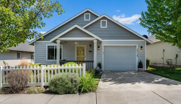3714 SW 29th Street, Redmond, OR 97756