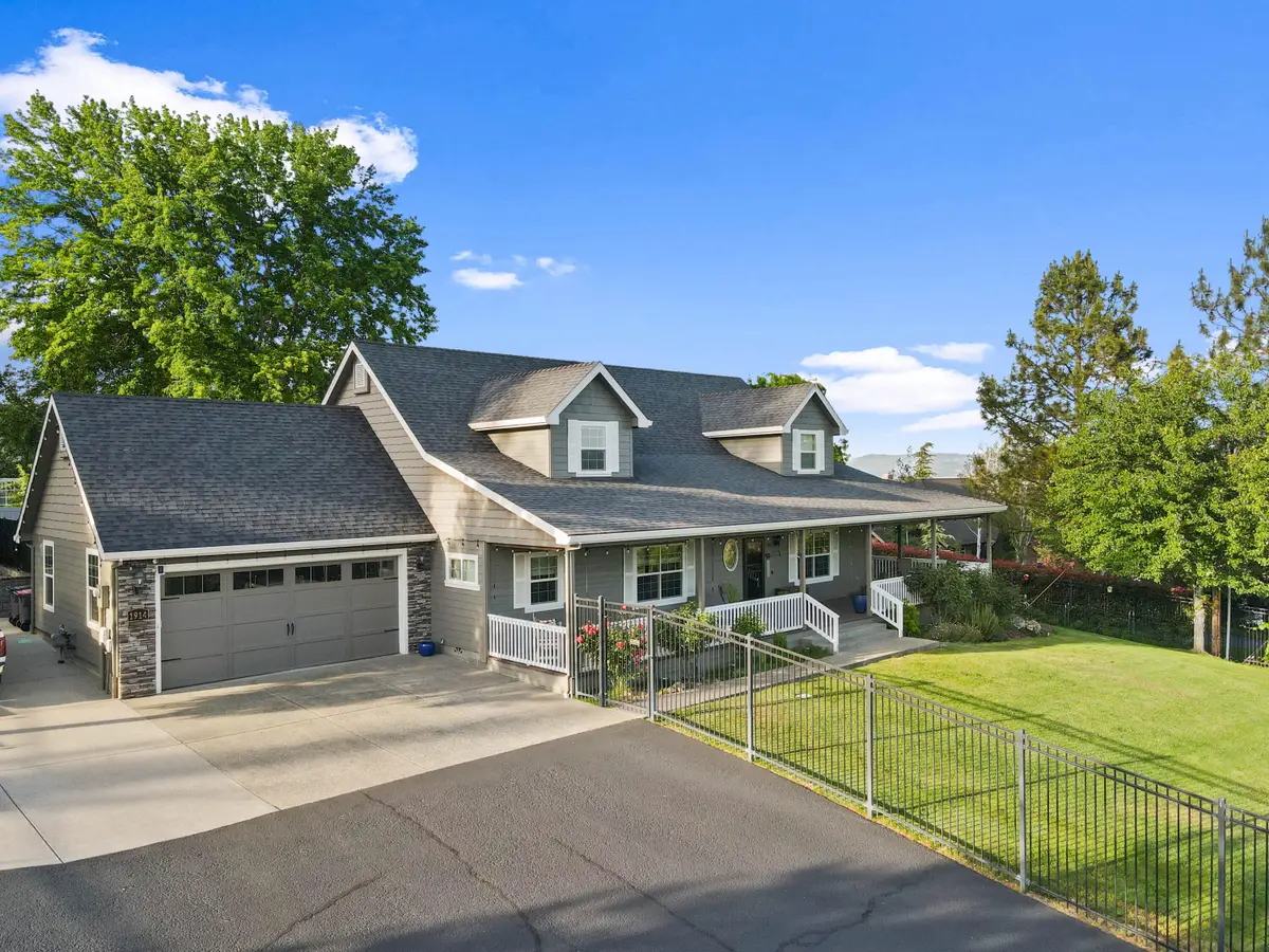 1914 Old Military Road, Central Point, OR 97502 - #1